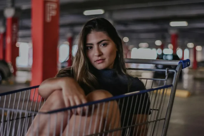 emocoes-que-muitas-jovens-guardam-12-verdades-libertadoras_1774695777