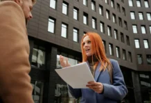 Funcionária recusa promoção e explica o motivo que surpreendeu os colegas