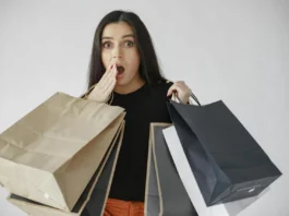 Mulher faz desafio de um mês sem compras