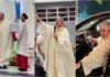 Padre vence sorteio de carro na própria paróquia e gera polémica